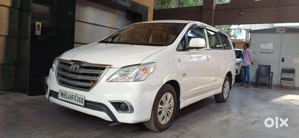 Toyota Innova 2.5 G (diesel) 8 Seater, 2016, Diesel