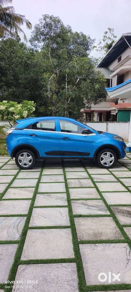 Tata Nexon 1.2 Revotron Xm (s), 2016, Diesel