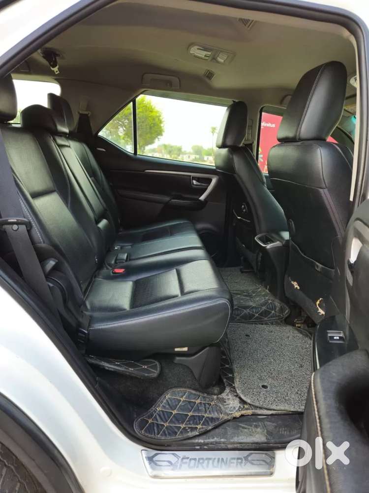 Toyota Fortuner 4x2 Mt 2.8 Diesel, 2021, Diesel