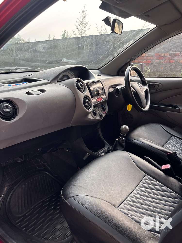 Toyota Etios Liva G, 2011, Diesel