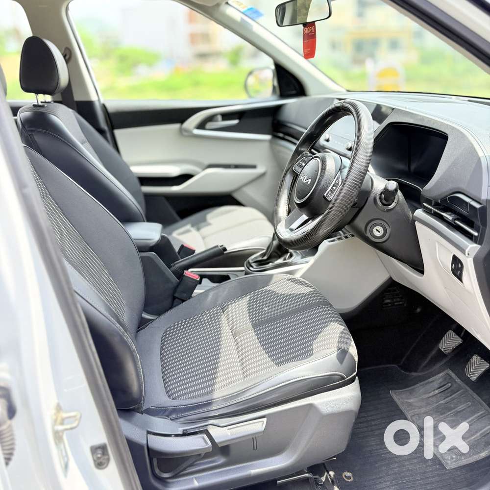 Kia Carens 1.4 Prestige 7 Str, 2022, Petrol