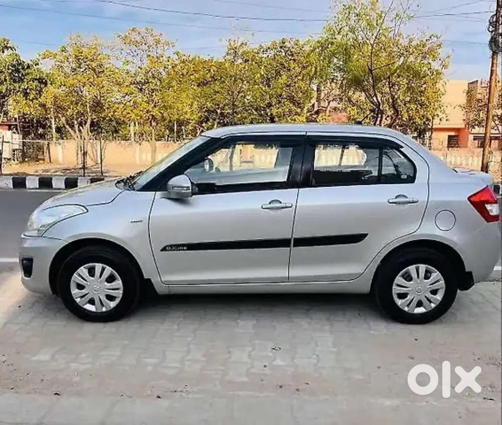 Maruti Suzuki Dzire 2015 Petrol 76500 Km Driven