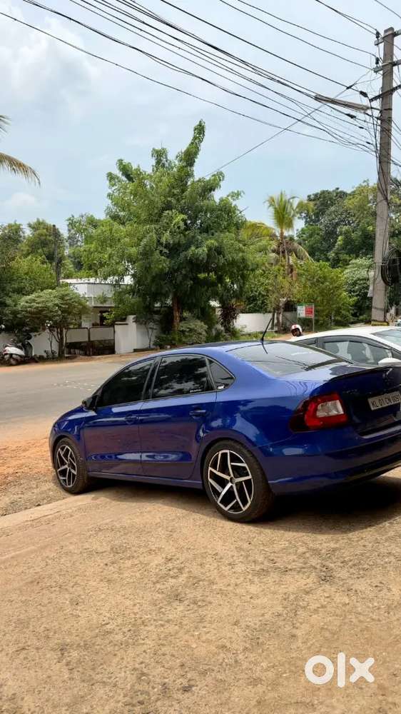 Skoda Rapid 2019  Dsg 1.5 Tdi Onyx Edition