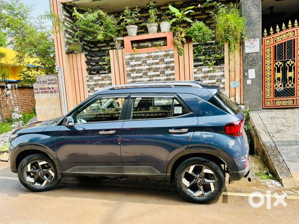 Well Maintained Hyundai Venue On Sale