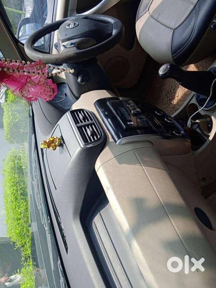 Nissan Terenno Suv 2014 Model