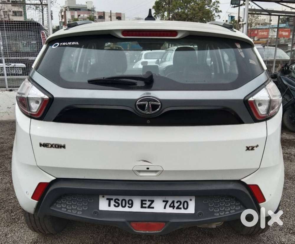 Tata Nexon 1.2 Revotron Xz Plus, 2018, Petrol