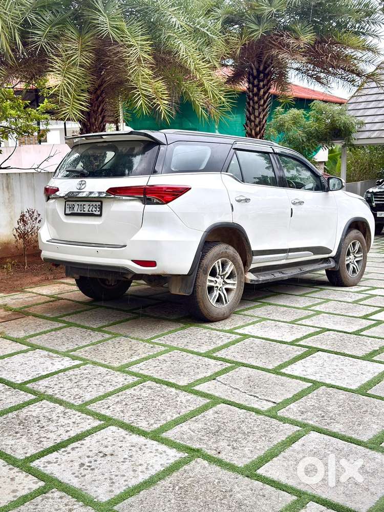 Only 55000 Kilometers Dual Tone Toyota Fortuner Diesel 2018