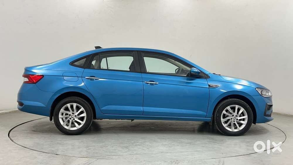 Skoda Slavia Ambition 1.0l Tsi At, 2023, Petrol