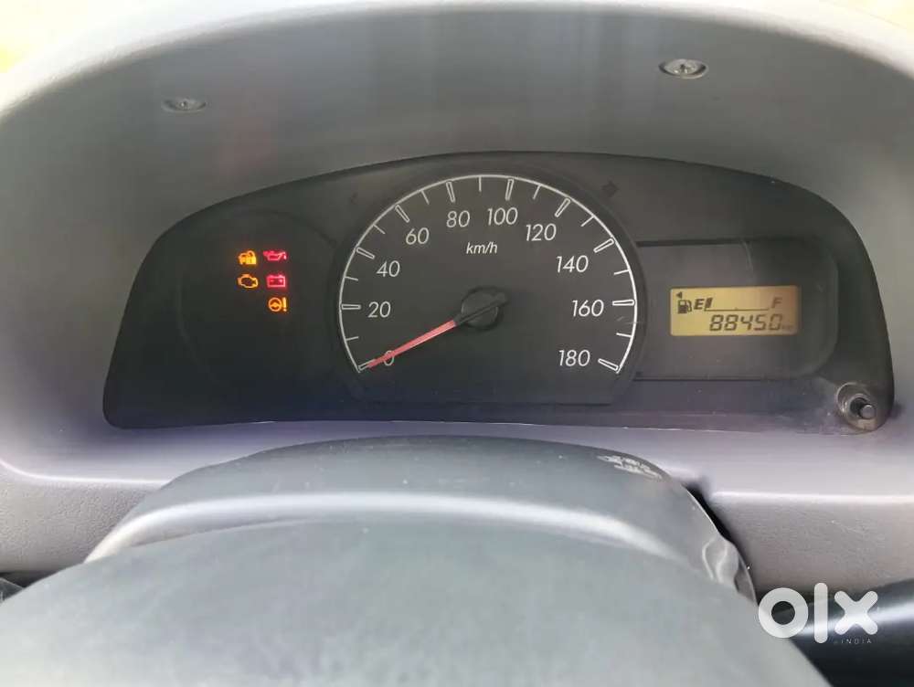 Best Car New Bettry Avillble Wight Collar Cng Family Car