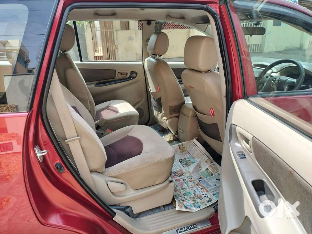 Toyota Innova 2.5 Gx 7 Seater Bs Iv, 2012, Diesel