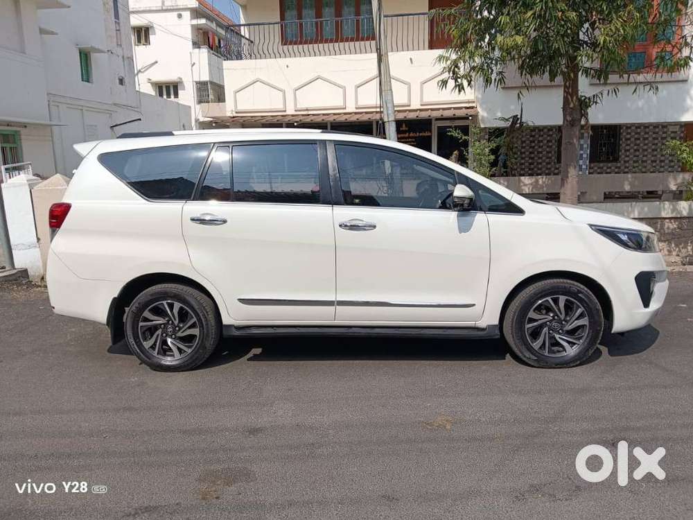 Toyota Innova Crysta 2.4 V 8 Str, 2021, Diesel