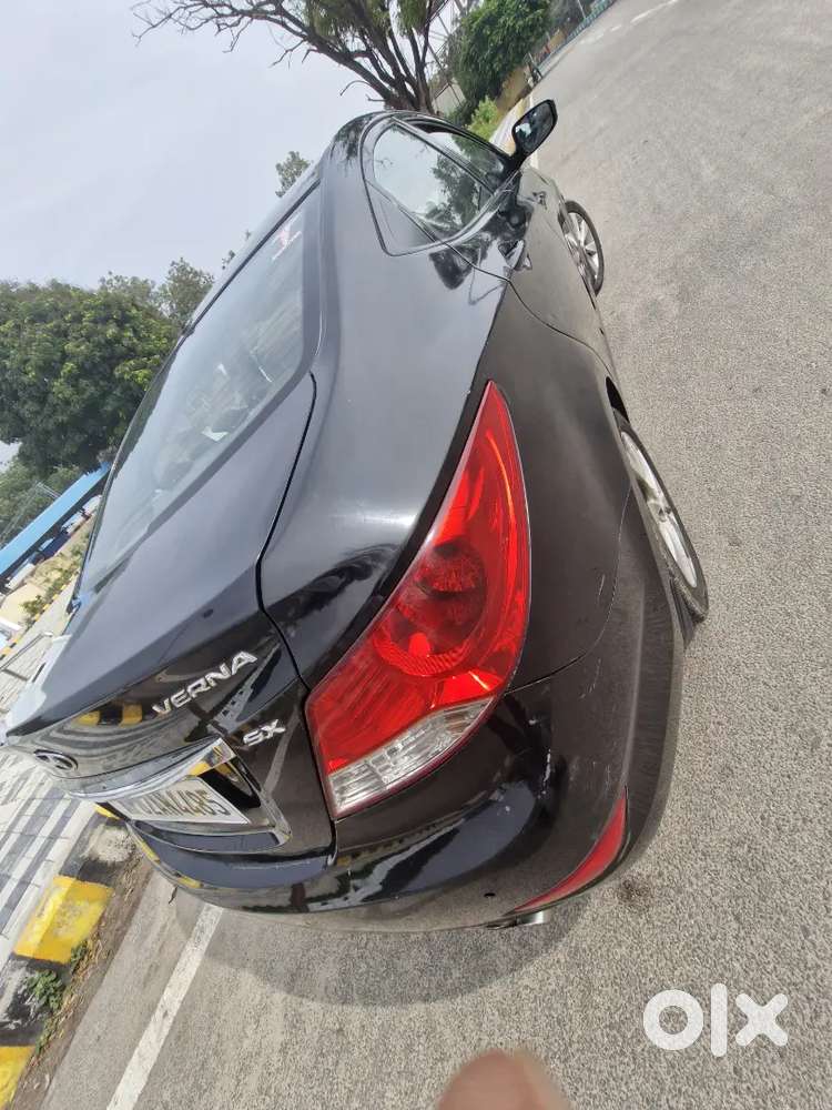 Doctor Vehicle Showroom Track - Hyundai Verna 2012 Well Maintained -