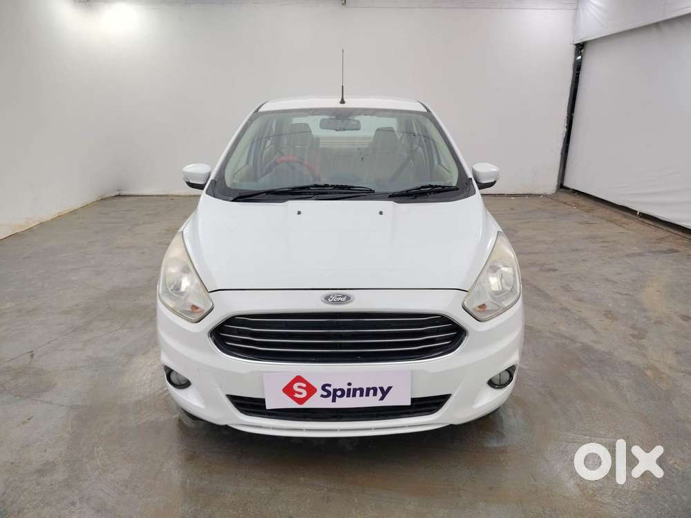 Ford Figo Aspire Titanium, 2016, Petrol