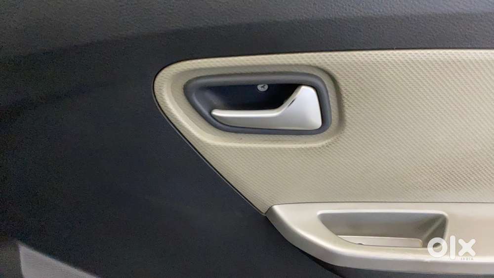 Maruti Suzuki Alto K10 Vxi Amt, 2016, Petrol