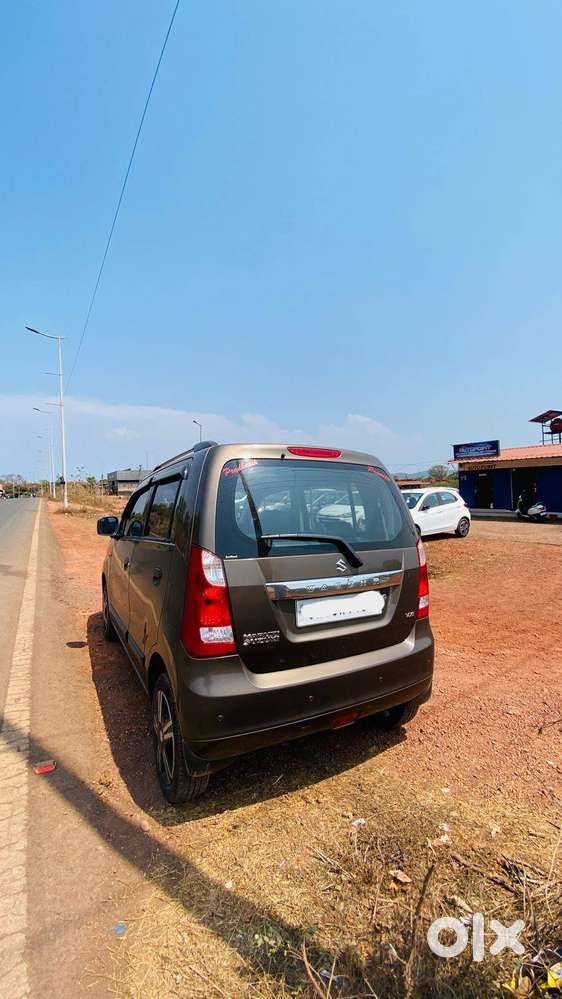 Low Driven (38k Km) Maruti Wagonr Vxi 2016 - Mint Condition - New Tyre