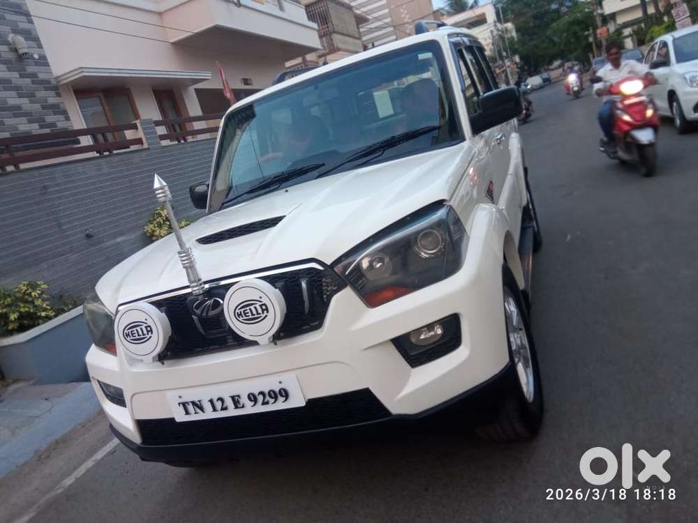 Mahindra Scorpio S8, 2014, Diesel