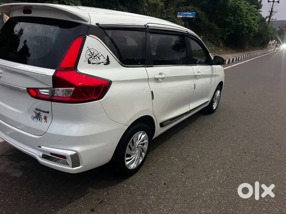 Maruti Suzuki Ertiga 2023 Second-owner Manual