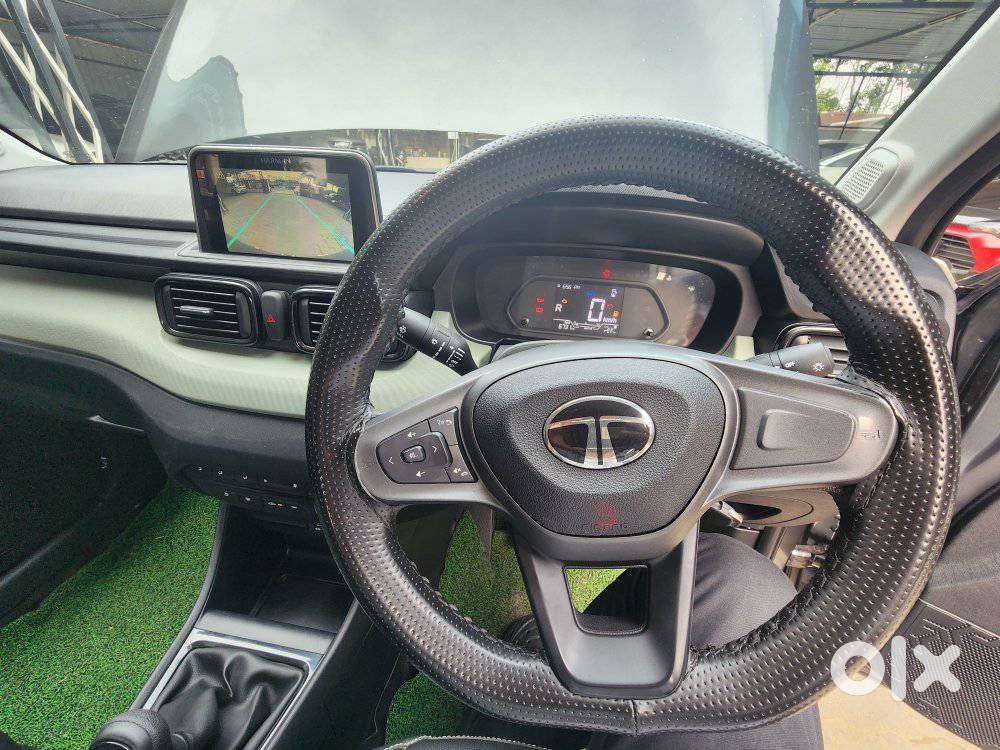 Tata Punch 1.2 Revotron Adventure Rhythm Pack Mt, 2025, Petrol