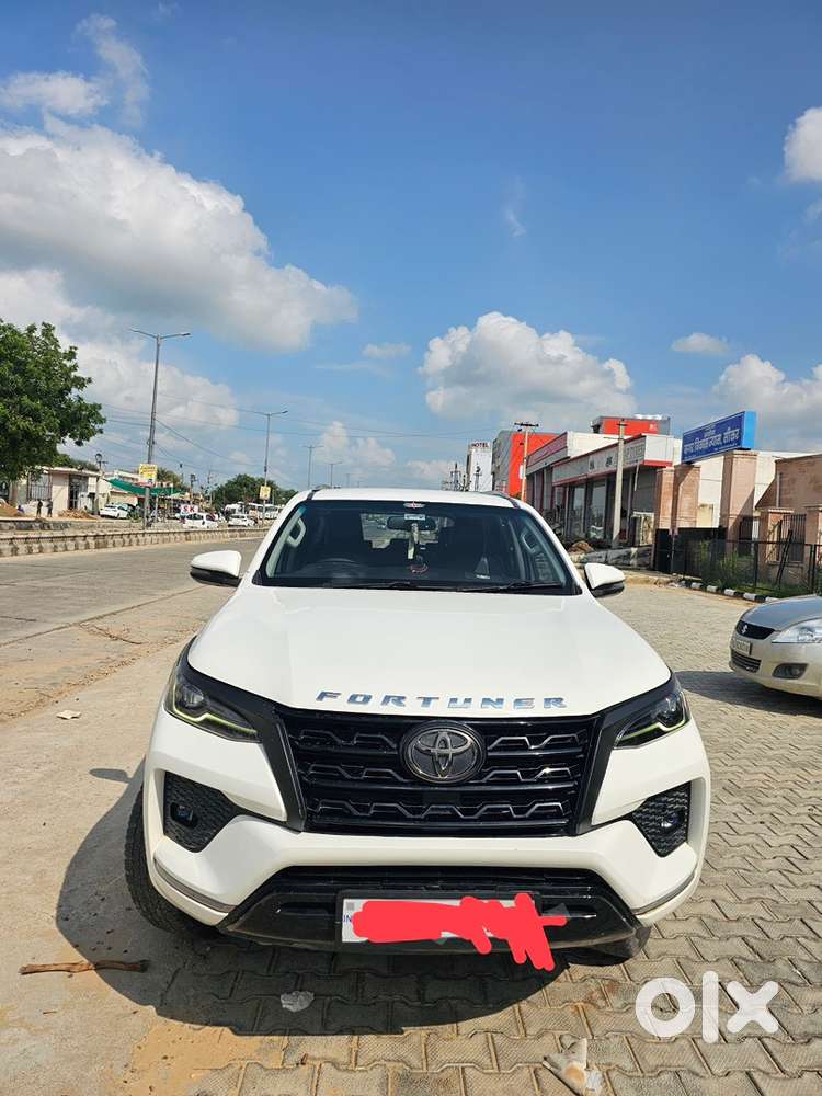 Toyota Fortuner 2021 Diesel Well Maintained