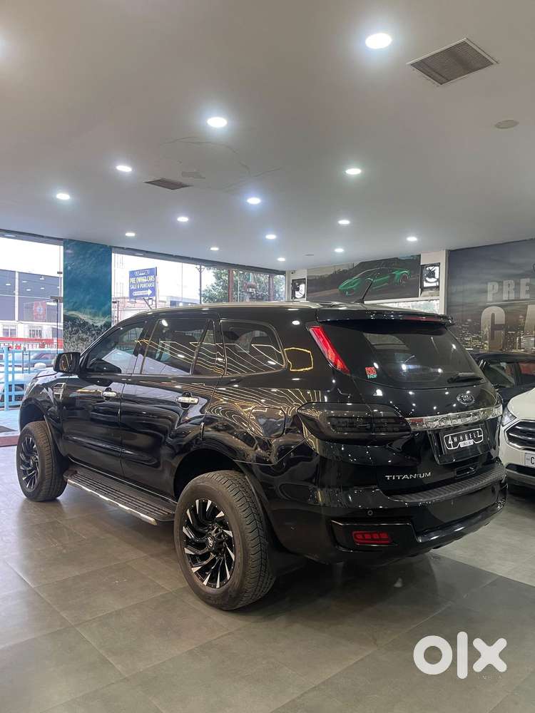 Ford Endeavour 3.2 Titanium At 4x4, 2017, Diesel