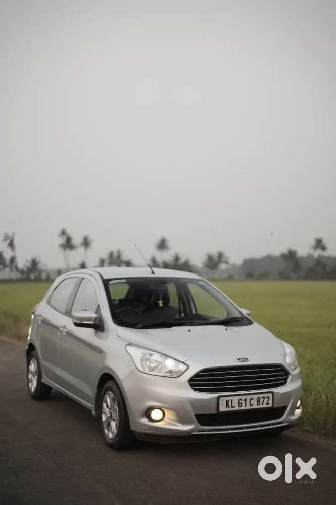Ford Figo 1.2 Titanium 2016 Petrol Manual