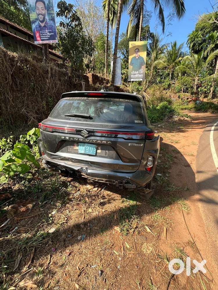 Maruti Suzuki Grand Vitara 2024 Petrol Good Condition