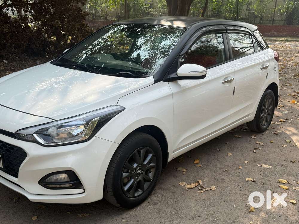 Hyundai I20 Asta 1.4 At Vtvt, 2018, Petrol