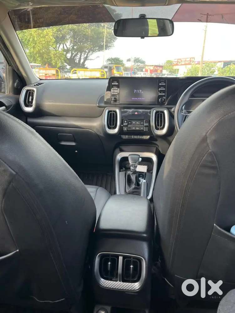 Kia Sonet 7 Dct Petrol Auto 2021