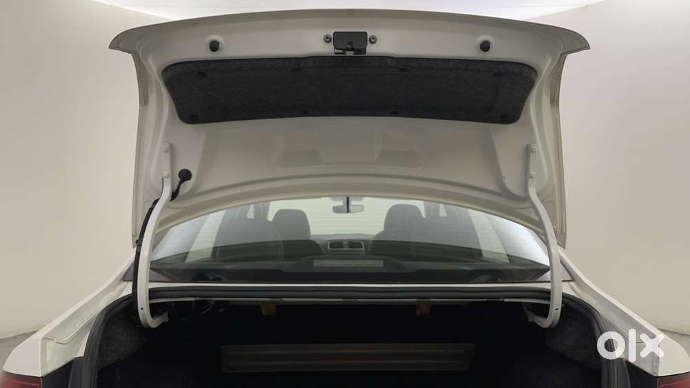 Volkswagen Vento 1.0 Highline Plus At, 2019, Petrol