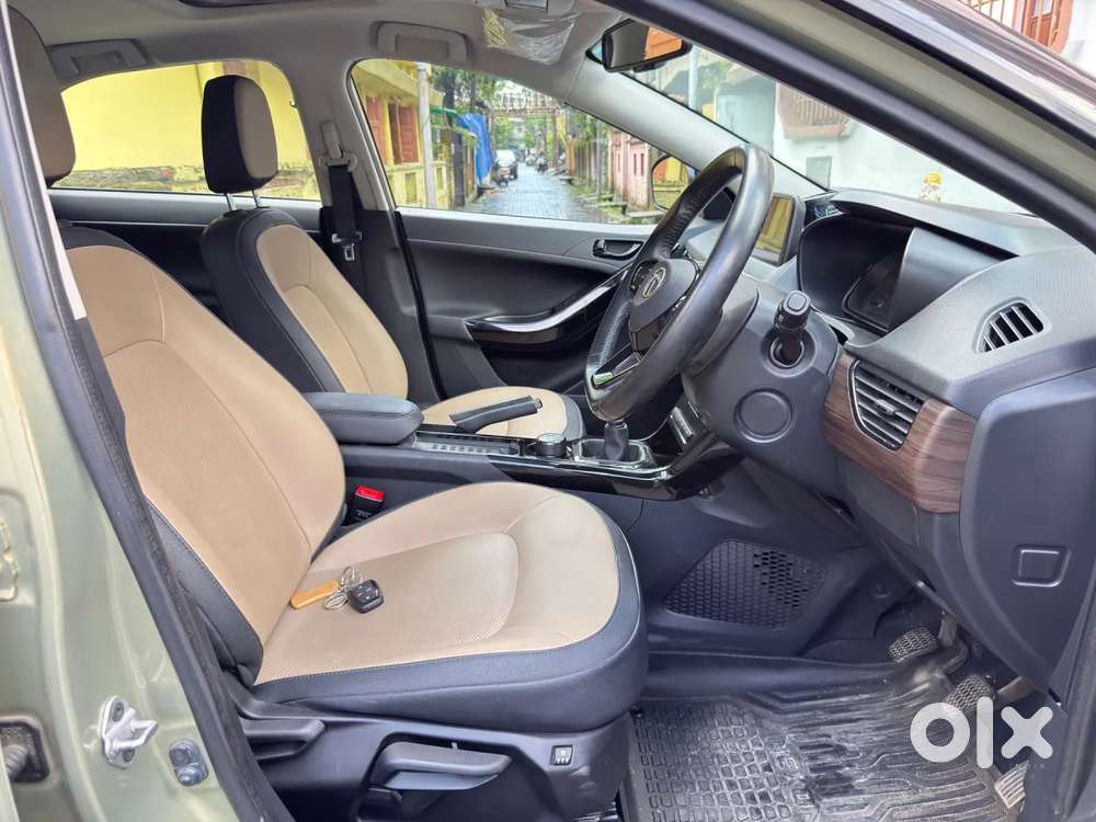 Tata Nexon Xz Plus Luxs, 2023, Petrol