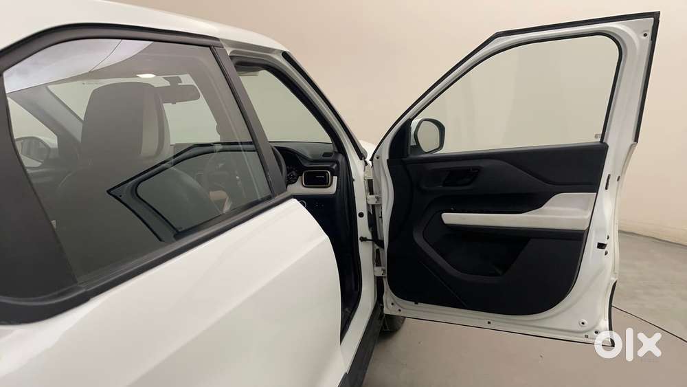 Tata Punch 1.2 Revotron Accomplished Dazzle Pack Mt, 2022, Petrol