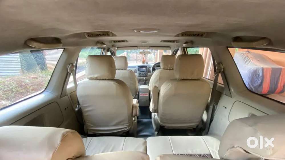 Toyota Innova 2001 Diesel Well Maintained