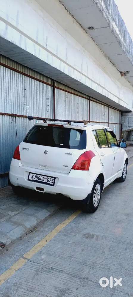 Maruti Suzuki Swift 2011 Diesel 90000 Km Driven