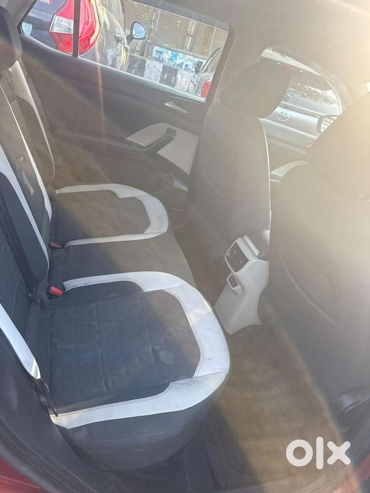 Volkswagen Taigun 2022 Petrol 23500 Km Driven