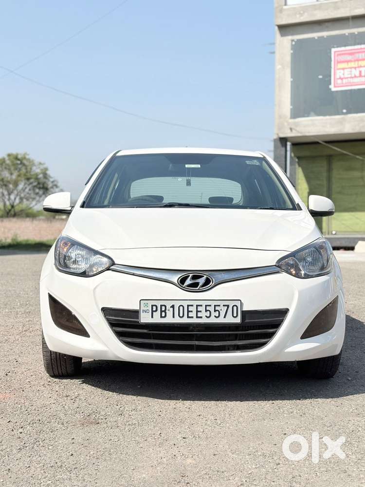 Hyundai I20 Sportz 1.4 Crdi 6 Speed Bs-iv, 2013, Diesel