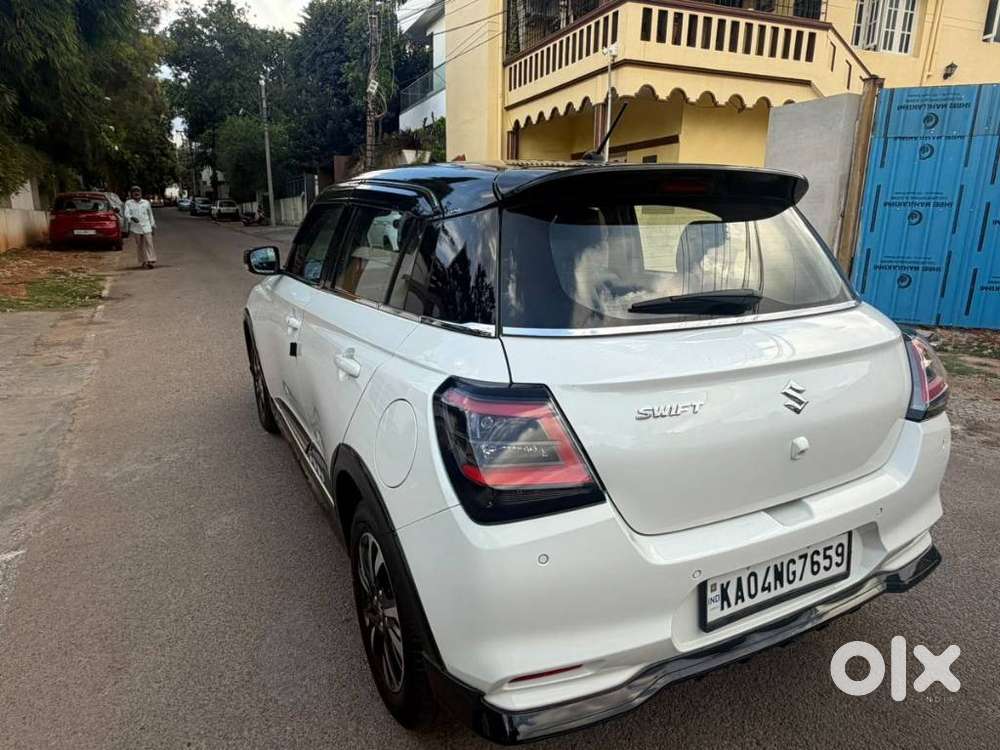 Maruti Suzuki Swift ZXI Plus, 2025, Petrol