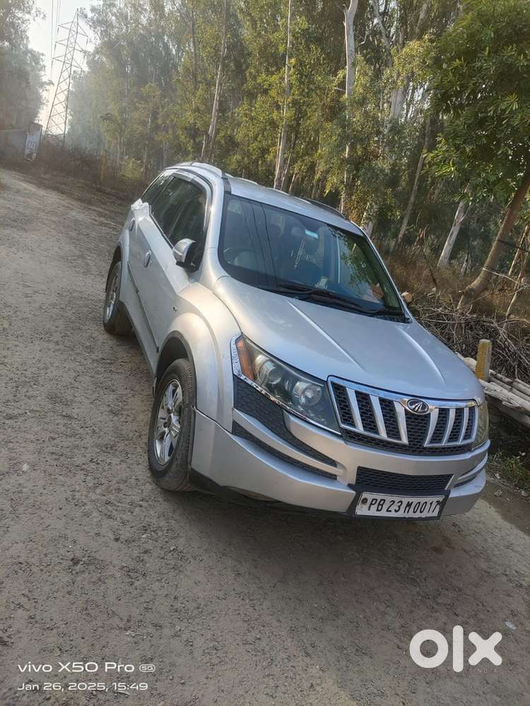 Mahindra Xuv500 Petrol 2012