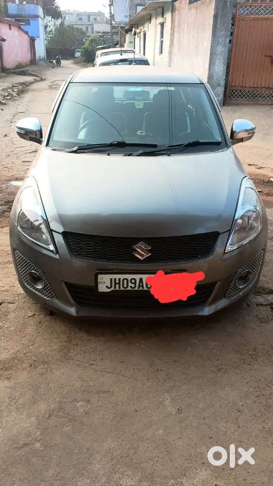 गाड़ी बिल्कुल फिट है अबतक किसी प्रकार का कोई शिकायत नहीं हुआ है।