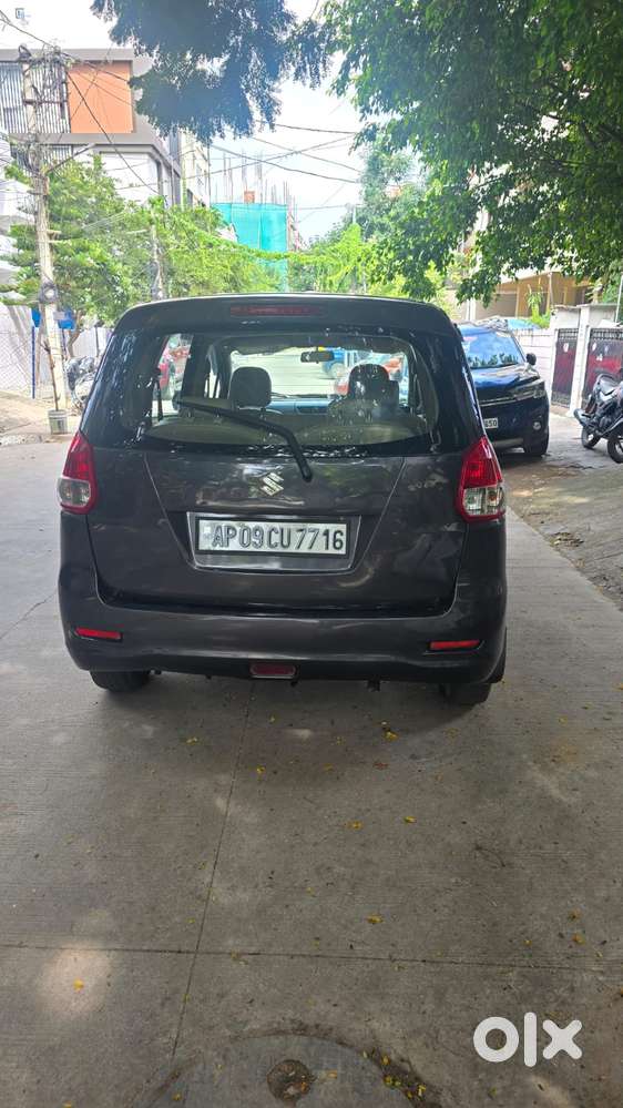 Maruti Suzuki Ertiga Vdi Shvs, 2013, Diesel