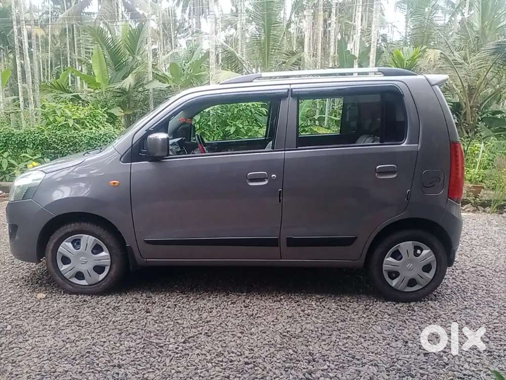 Wagon R Vxi 2017model