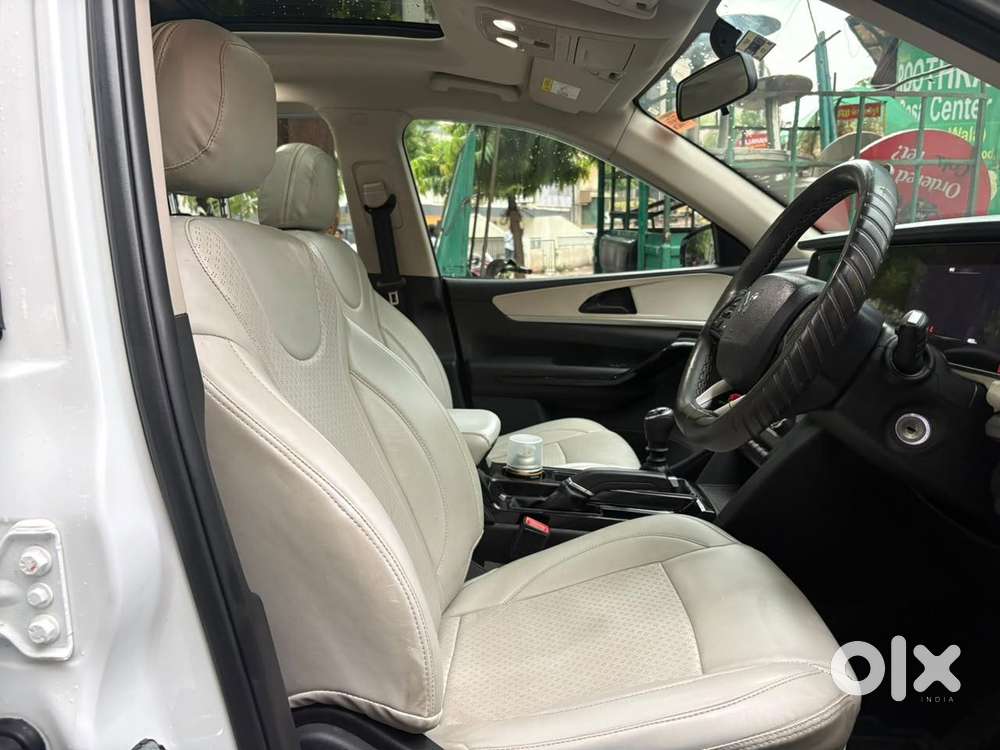 Mahindra Xuv700 2.2 Ax 5 Diesel Mt Str, 2023, Diesel