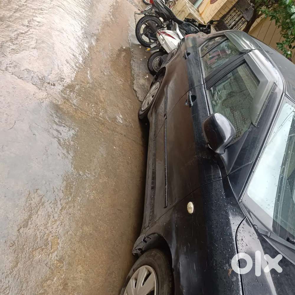 Swift Dzire Vxi 2011