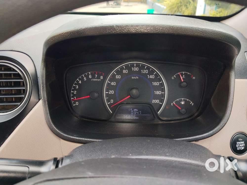 Hyundai I10 Sportz At, 2017, Petrol