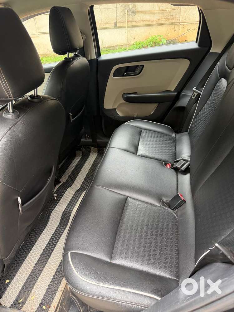 Tata Altroz 1.2 Xt, 2021, Petrol