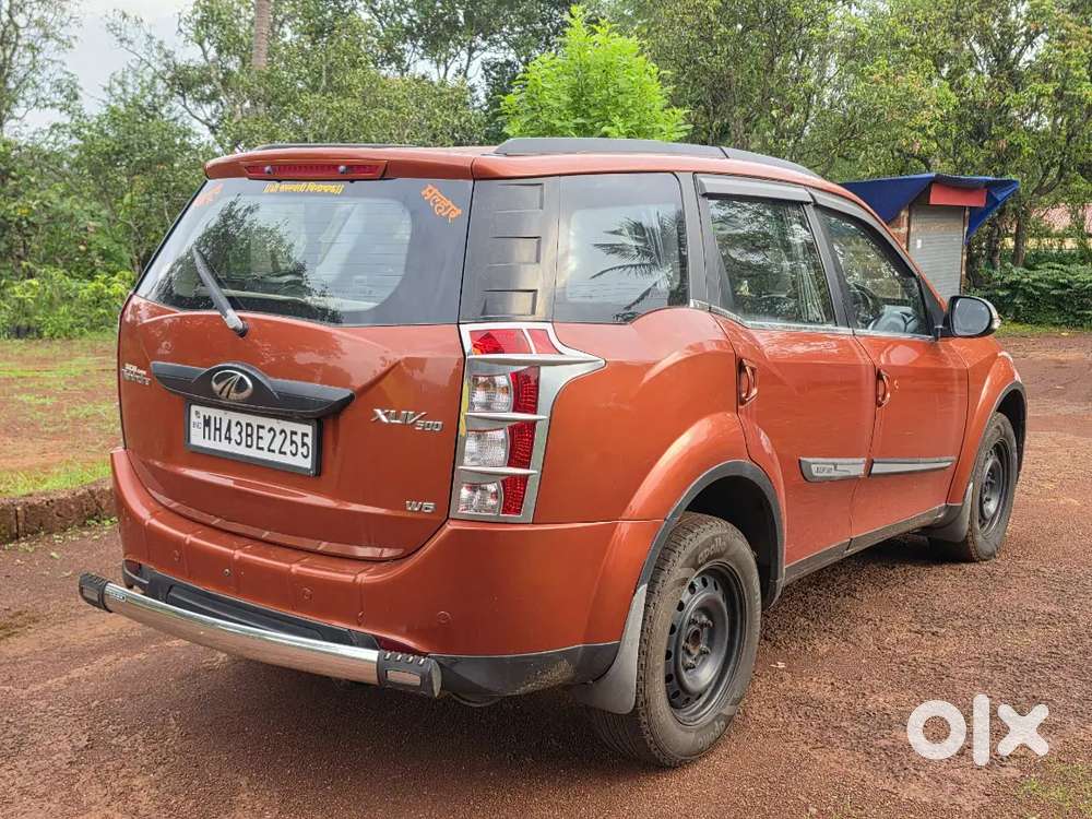 Mahindra Xuv500 W6 2016