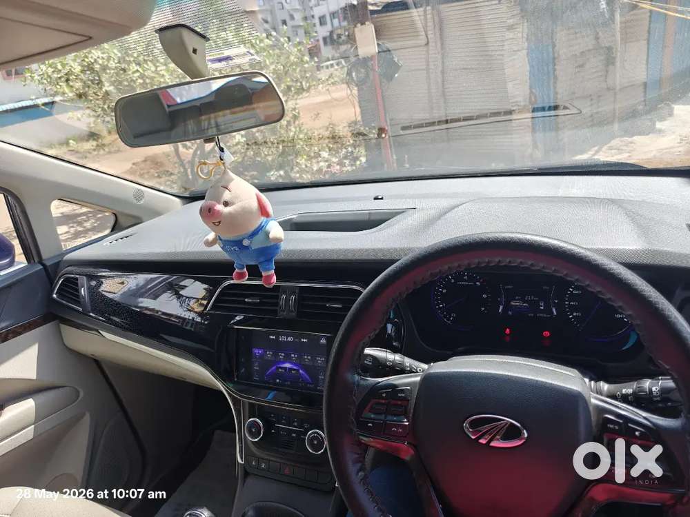  Mahindra Marazzo M8 (top Model) – 2018 – First Owner