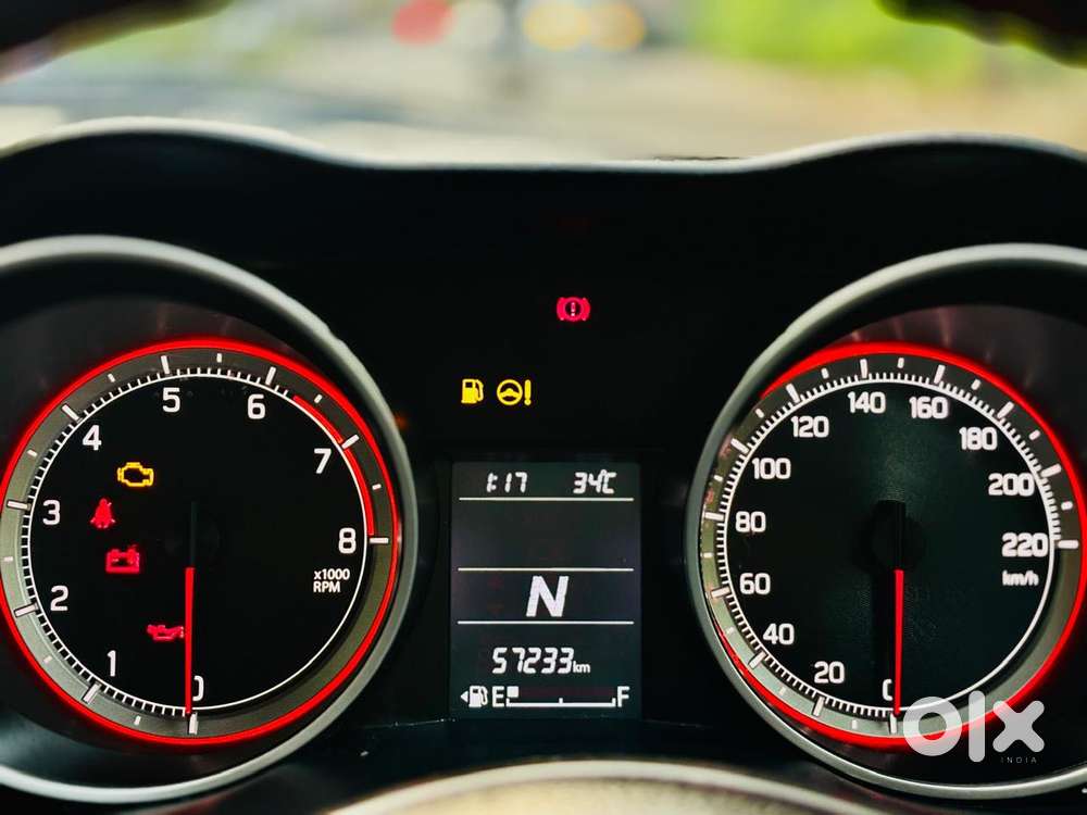 Maruti Suzuki Swift Vxi Ags, 2020, Petrol
