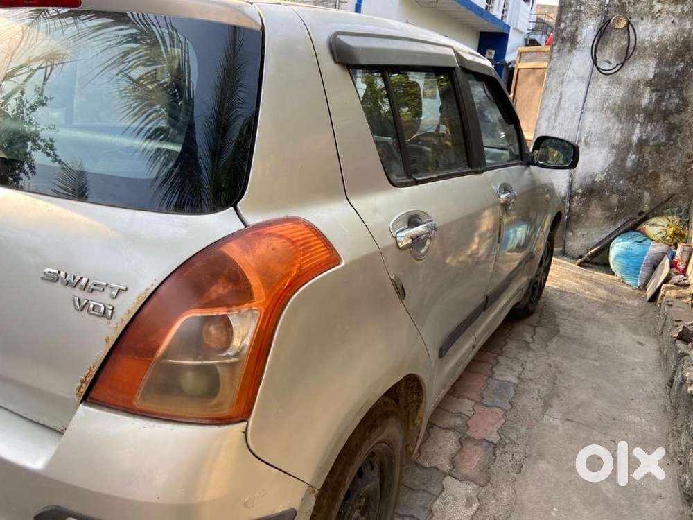 Maruti Suzuki Swift 2011 Diesel 160000 Km Driven