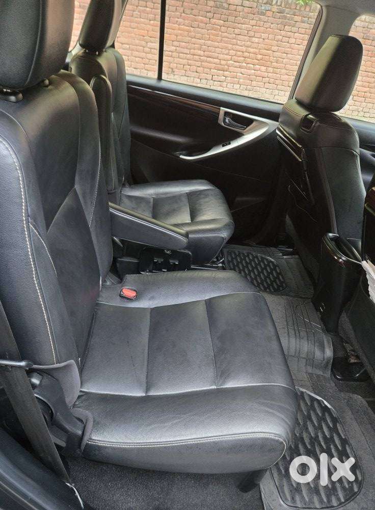 Toyota Innova Crysta 2.4 Z 7 Str, 2017, Diesel
