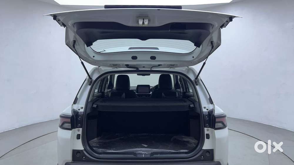 Maruti Suzuki Brezza Zxi Plus At, 2023, Petrol